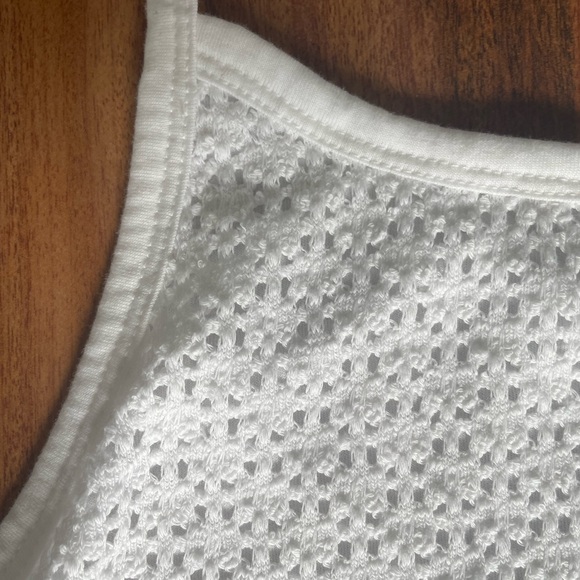 GAP eyelet white cotton lined halter top. Never worn. Adorable and nice weight. - Picture 4 of 4